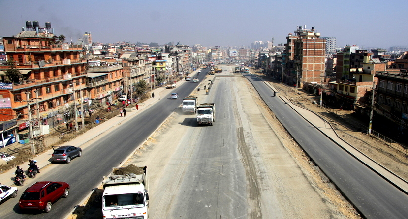 कोटेश्वर-कलंकी सडकखण्डका आकाशे पुलको काम असारसम्म सकिने