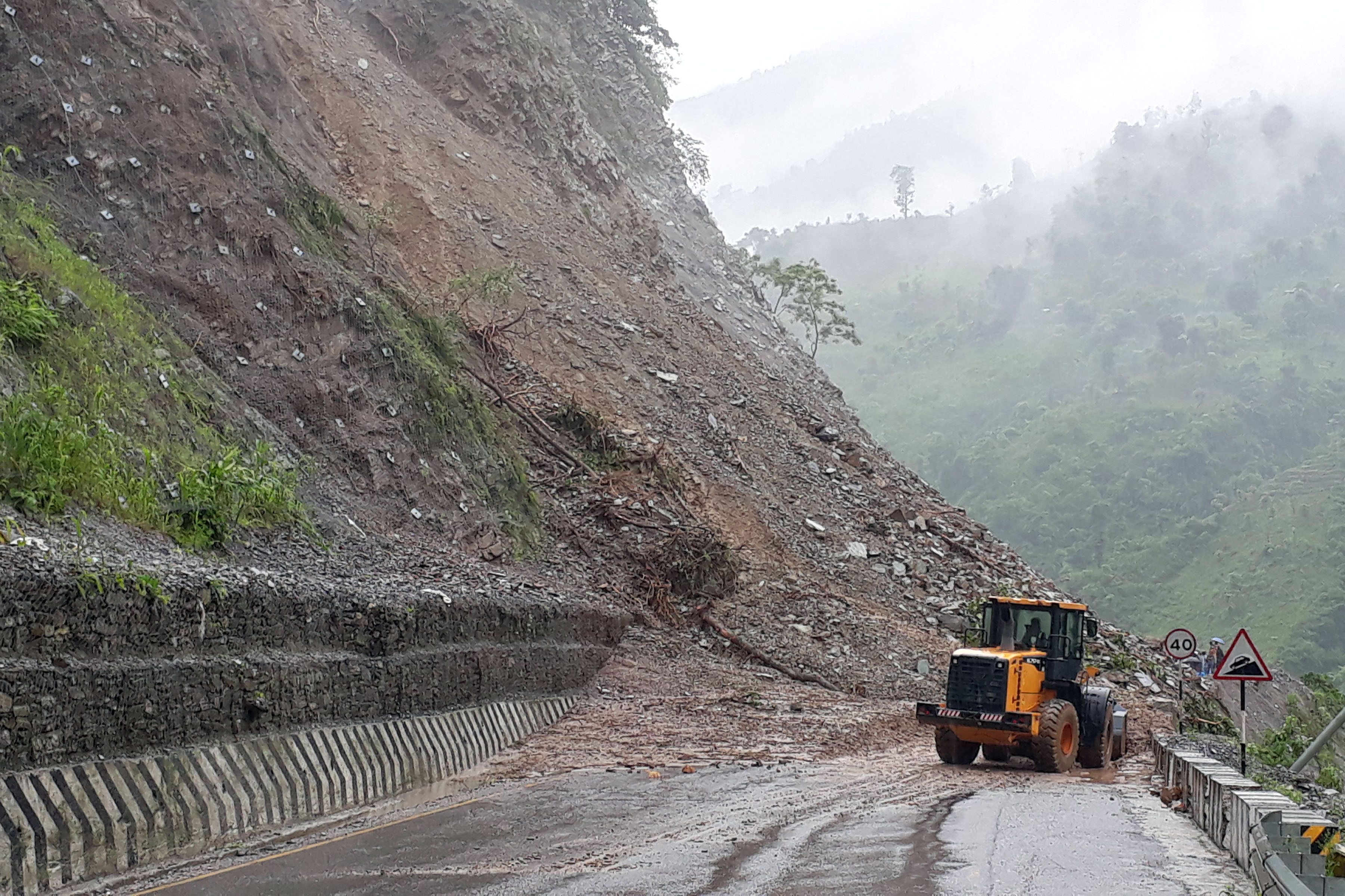 आगामी २४ घन्टा देशैभर वर्षा, बाढी पहिराेबाट सजग रहन माैसम विभागकाे आग्रह