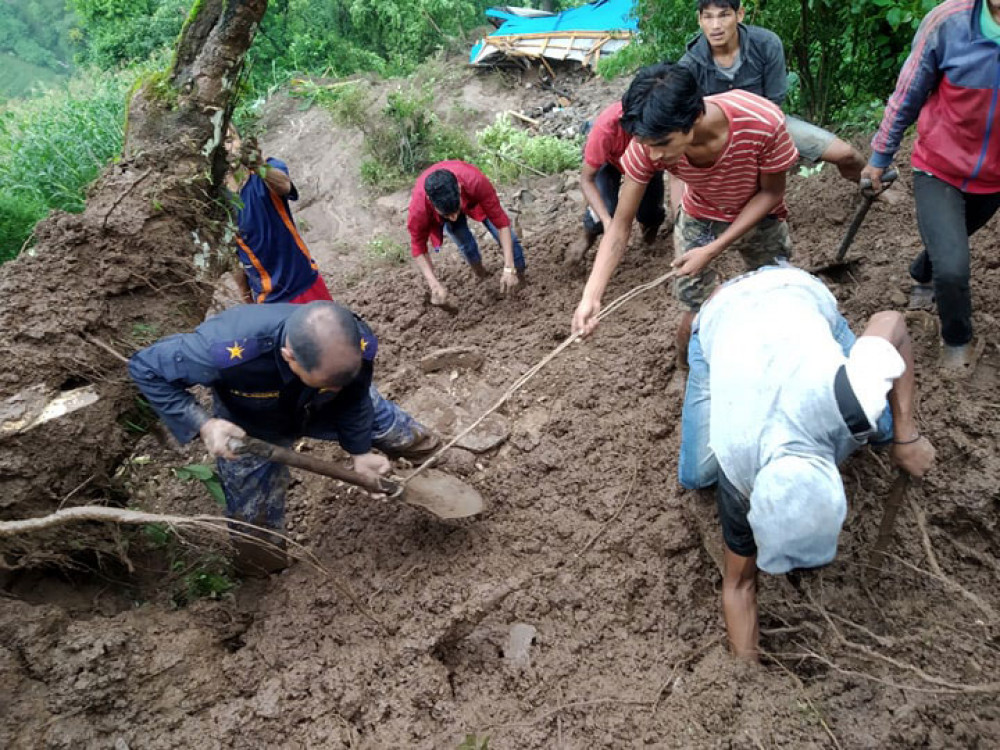 देशका विभिन्न ठाउँमा बाढी पहिराेकाे कहर, ४ जनाकाे मृत्यु, ६ जना बेपत्ता